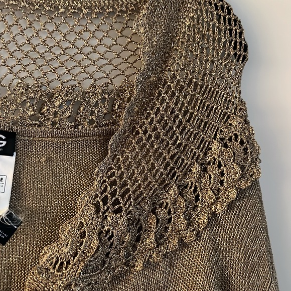 Dolce and Gabbana gold cardigan - Picture 6 of 8